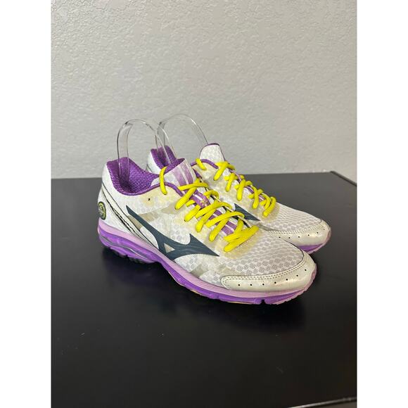 Mizuno Wave Rider 17 Running Shoes Women 9 Athletic Training Walking Comfort - Picture 3 of 9